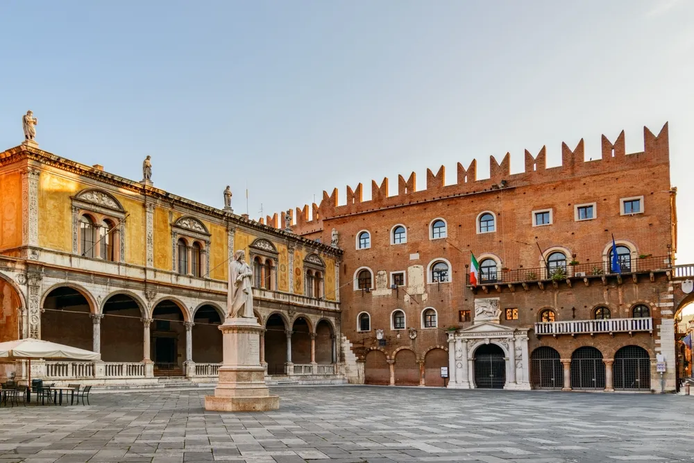 Piazza dei Signori, Verona